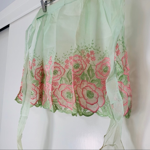 VINTAGE Floral Apron - Picture 3 of 5